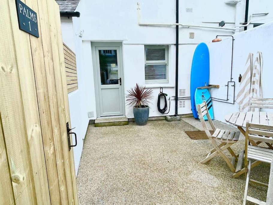 Palms 1 - Wood Burner, 5 Min Walk To Beach+parking * New Quay